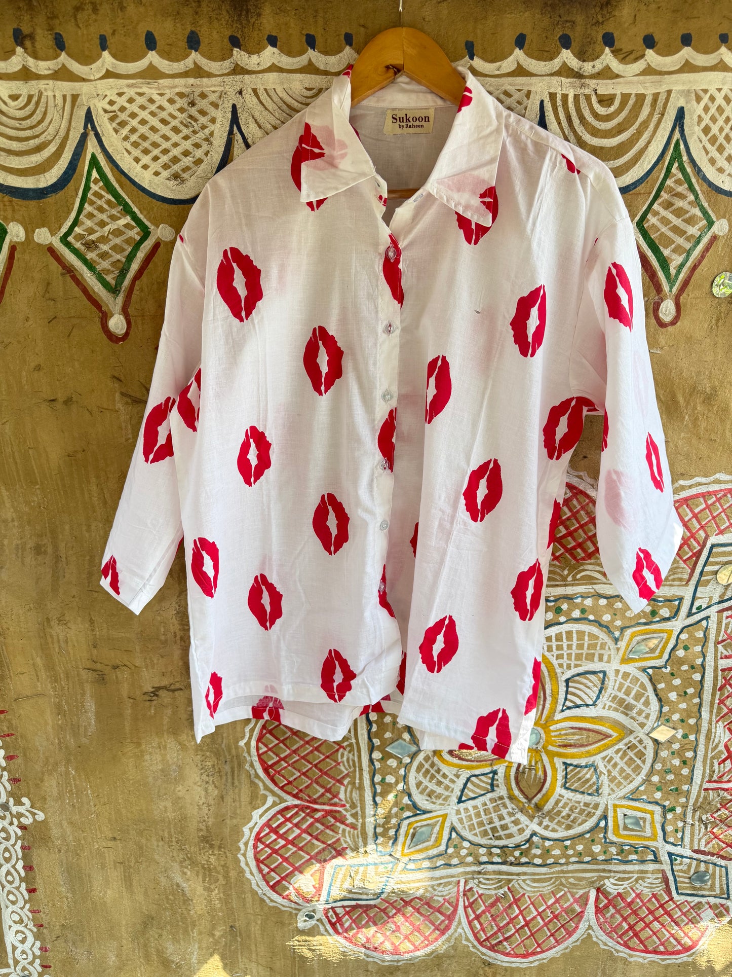 Kiss of love shirt