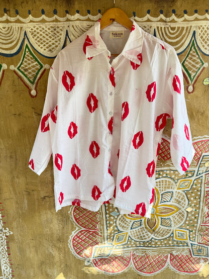 Kiss of love shirt