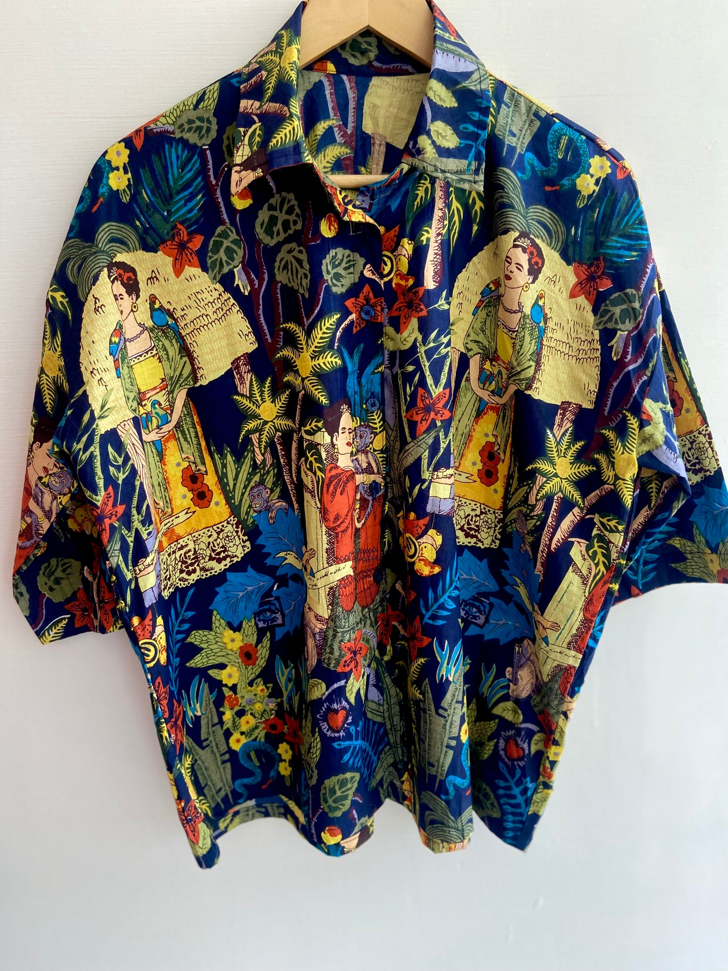 BLUE FRIDA SHIRT