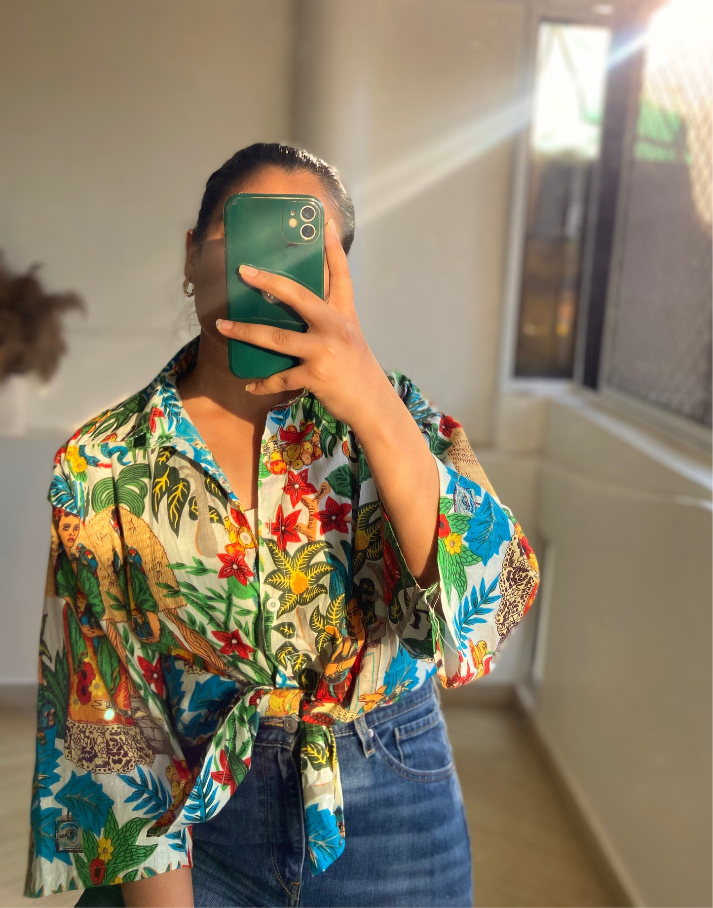 WHITE FRIDA SHIRT